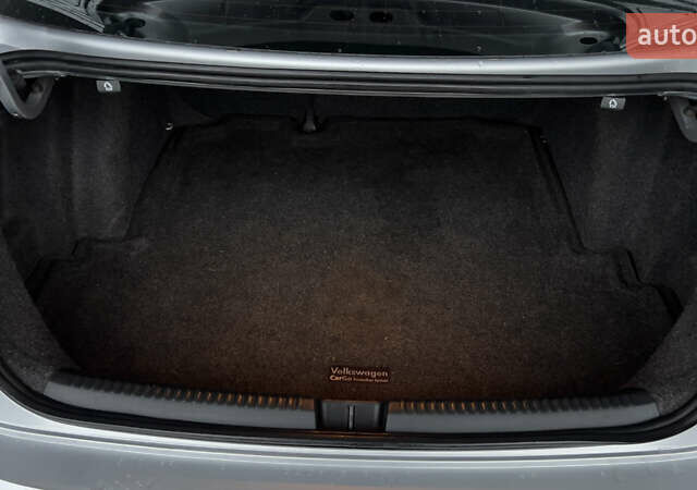 Серый Фольксваген Джетта, объемом двигателя 1.8 л и пробегом 169 тыс. км за 8900 $, фото 8 на Automoto.ua