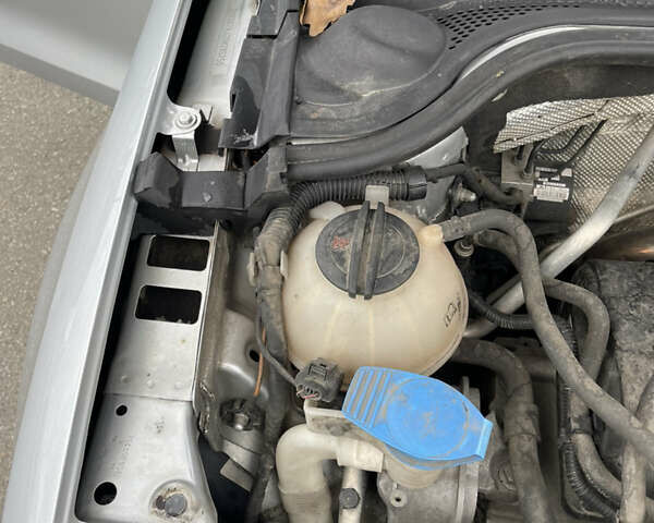 Сірий Фольксваген Джетта, об'ємом двигуна 1.4 л та пробігом 210 тис. км за 9500 $, фото 26 на Automoto.ua