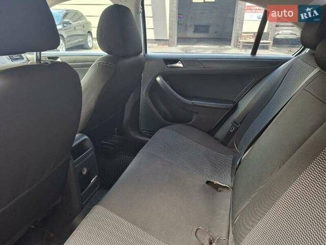 Серый Фольксваген Джетта, объемом двигателя 1.98 л и пробегом 257 тыс. км за 8100 $, фото 12 на Automoto.ua