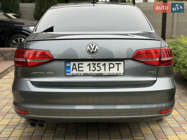 Сірий Фольксваген Джетта, об'ємом двигуна 2 л та пробігом 175 тис. км за 12499 $, фото 7 на Automoto.ua