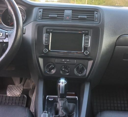 Серый Фольксваген Джетта, объемом двигателя 2 л и пробегом 270 тыс. км за 8300 $, фото 15 на Automoto.ua