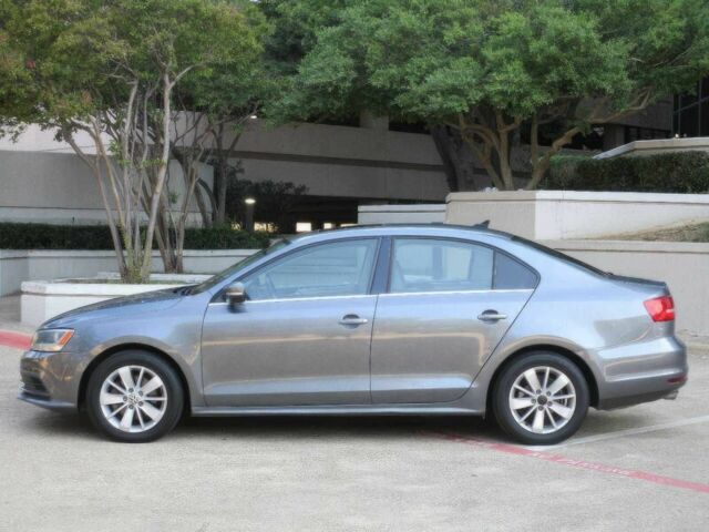 Серый Фольксваген Джетта, объемом двигателя 1.8 л и пробегом 76 тыс. км за 5900 $, фото 3 на Automoto.ua