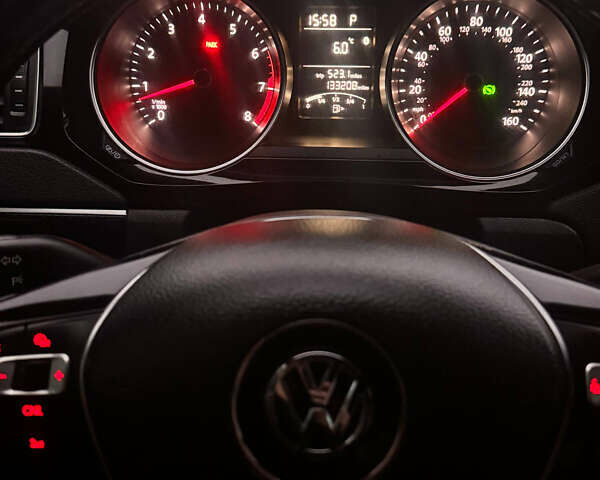 Серый Фольксваген Джетта, объемом двигателя 1.8 л и пробегом 213 тыс. км за 10500 $, фото 9 на Automoto.ua