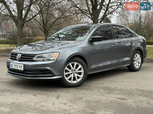 Серый Фольксваген Джетта, объемом двигателя 1.8 л и пробегом 252 тыс. км за 8700 $, фото 1 на Automoto.ua