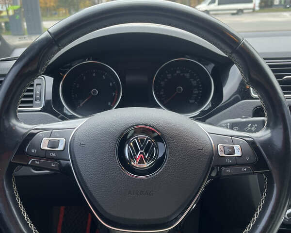 Серый Фольксваген Джетта, объемом двигателя 1.8 л и пробегом 105 тыс. км за 11500 $, фото 9 на Automoto.ua