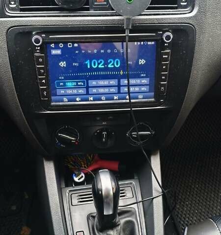 Серый Фольксваген Джетта, объемом двигателя 2 л и пробегом 172 тыс. км за 8400 $, фото 31 на Automoto.ua