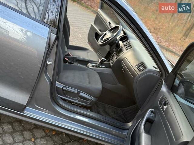 Серый Фольксваген Джетта, объемом двигателя 1.4 л и пробегом 100 тыс. км за 9200 $, фото 103 на Automoto.ua