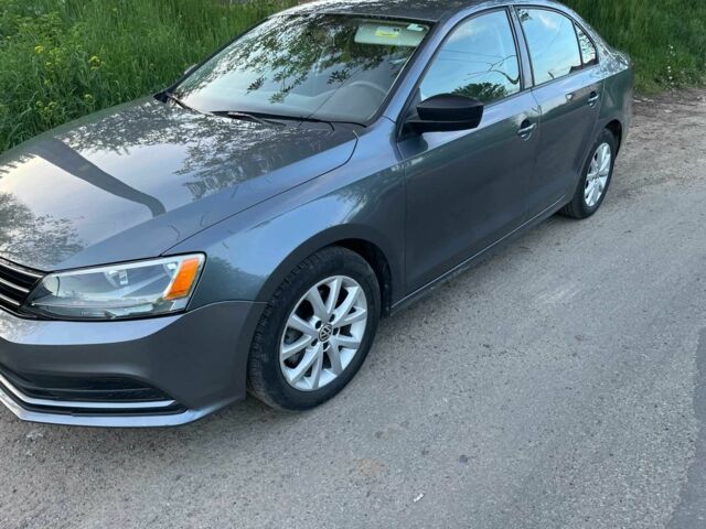 Серый Фольксваген Джетта, объемом двигателя 1.8 л и пробегом 47 тыс. км за 10467 $, фото 5 на Automoto.ua