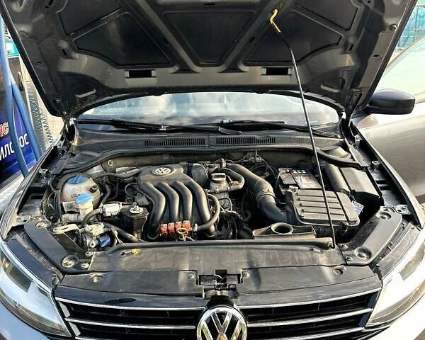 Серый Фольксваген Джетта, объемом двигателя 2 л и пробегом 157 тыс. км за 9800 $, фото 22 на Automoto.ua