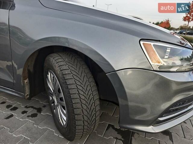 Фольксваген Джетта 2015 в Ирпене на Automoto.ua Серый Фольксваген Джетта, объемом двигателя 1.98 л и пробегом 158 тыс. км за 9500 $, фото 16 на Automoto.ua