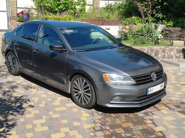 Серый Фольксваген Джетта, объемом двигателя 1.8 л и пробегом 220 тыс. км за 9000 $, фото 2 на Automoto.ua