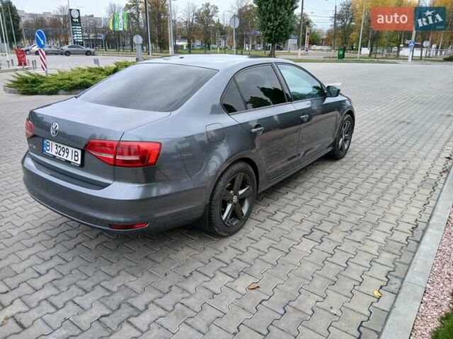 Фольксваген Джетта 2015 в Кременчуге на Automoto.ua Серый Фольксваген Джетта, объемом двигателя 2 л и пробегом 135 тыс. км за 11000 $, фото 7 на Automoto.ua