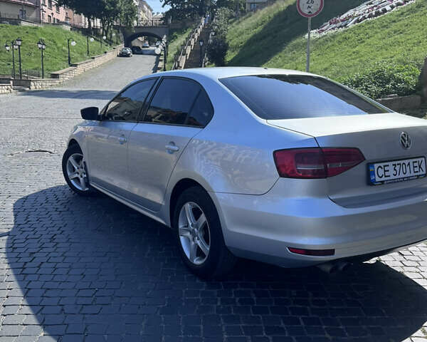 Фольксваген Джетта 2015 в Черновцах на Automoto.ua Серый Фольксваген Джетта, объемом двигателя 2 л и пробегом 310 тыс. км за 9500 $, фото 24 на Automoto.ua