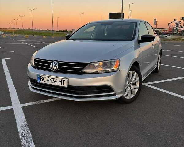 Сірий Фольксваген Джетта, об'ємом двигуна 1.8 л та пробігом 201 тис. км за 8000 $, фото 1 на Automoto.ua