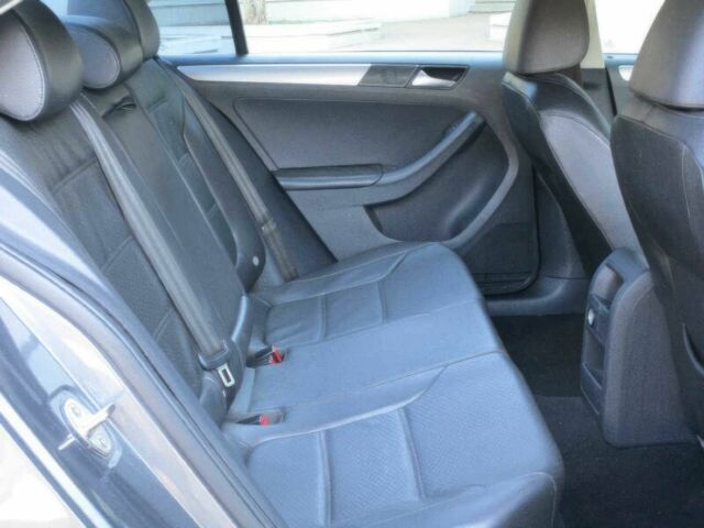 Серый Фольксваген Джетта, объемом двигателя 1.8 л и пробегом 76 тыс. км за 5900 $, фото 8 на Automoto.ua