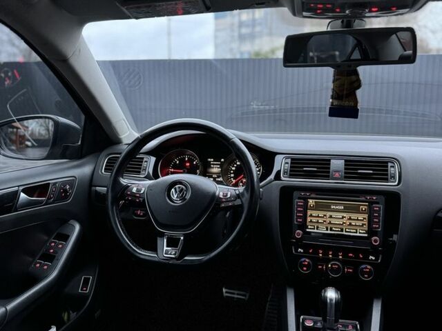 Серый Фольксваген Джетта, объемом двигателя 2 л и пробегом 167 тыс. км за 13300 $, фото 11 на Automoto.ua