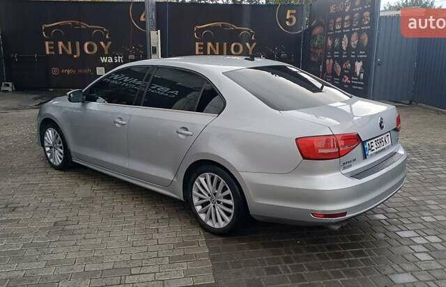 Сірий Фольксваген Джетта, об'ємом двигуна 1.8 л та пробігом 82 тис. км за 12300 $, фото 13 на Automoto.ua