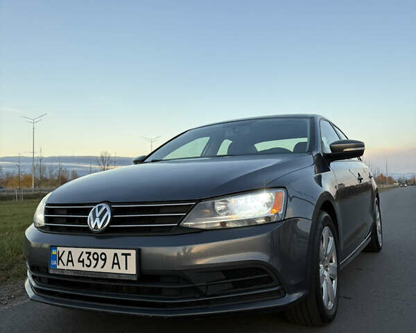 Сірий Фольксваген Джетта, об'ємом двигуна 2 л та пробігом 161 тис. км за 9800 $, фото 1 на Automoto.ua