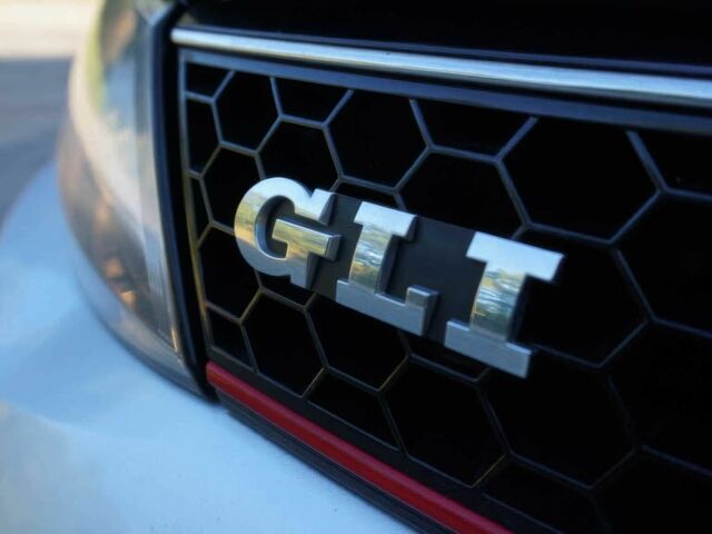 Серый Фольксваген Джетта, объемом двигателя 2 л и пробегом 77 тыс. км за 9000 $, фото 15 на Automoto.ua