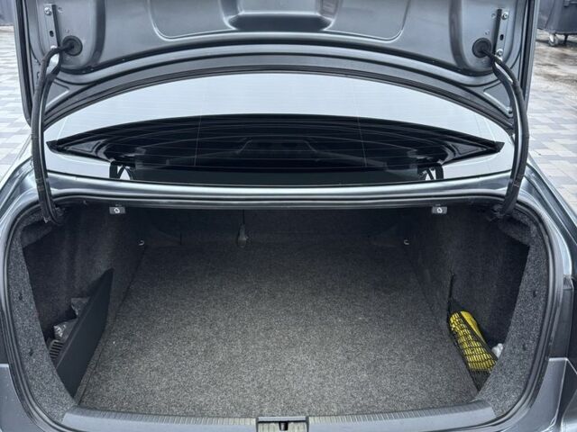 Серый Фольксваген Джетта, объемом двигателя 2 л и пробегом 167 тыс. км за 13300 $, фото 10 на Automoto.ua