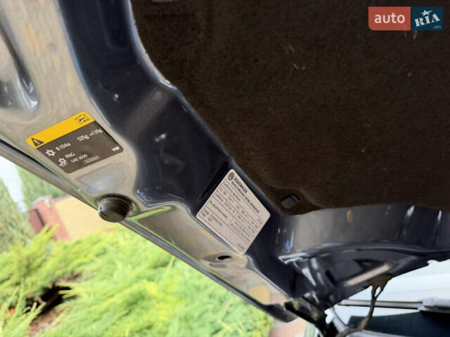 Сірий Фольксваген Джетта, об'ємом двигуна 2 л та пробігом 175 тис. км за 12499 $, фото 58 на Automoto.ua