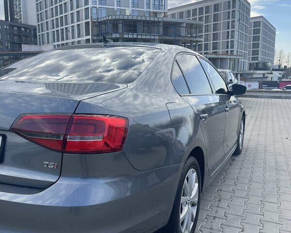 Сірий Фольксваген Джетта, об'ємом двигуна 1.8 л та пробігом 163 тис. км за 9200 $, фото 4 на Automoto.ua