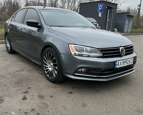 Серый Фольксваген Джетта, объемом двигателя 1.8 л и пробегом 105 тыс. км за 11500 $, фото 3 на Automoto.ua