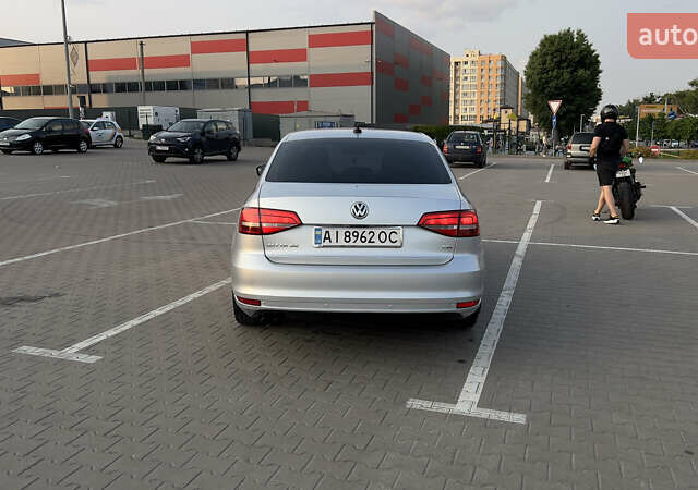 Серый Фольксваген Джетта, объемом двигателя 1.8 л и пробегом 160 тыс. км за 9599 $, фото 6 на Automoto.ua