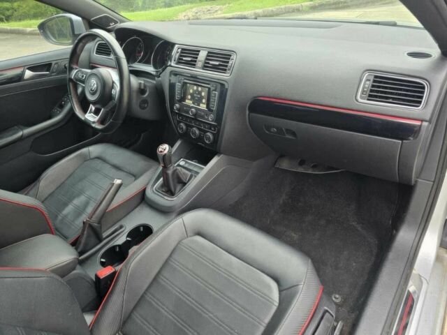 Серый Фольксваген Джетта, объемом двигателя 2 л и пробегом 72 тыс. км за 8000 $, фото 8 на Automoto.ua