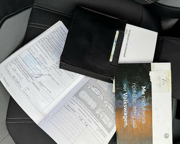 Серый Фольксваген Джетта, объемом двигателя 1.6 л и пробегом 140 тыс. км за 12300 $, фото 34 на Automoto.ua