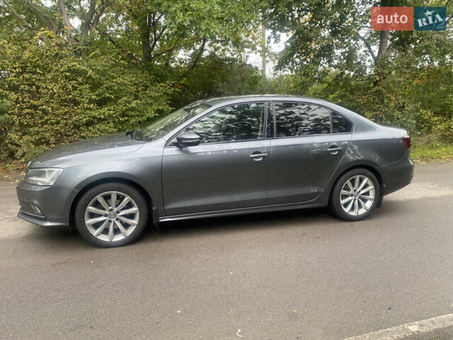 Серый Фольксваген Джетта, объемом двигателя 1.6 л и пробегом 186 тыс. км за 12600 $, фото 17 на Automoto.ua