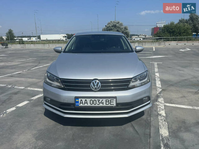 Сірий Фольксваген Джетта, об'ємом двигуна 1.6 л та пробігом 130 тис. км за 14999 $, фото 5 на Automoto.ua