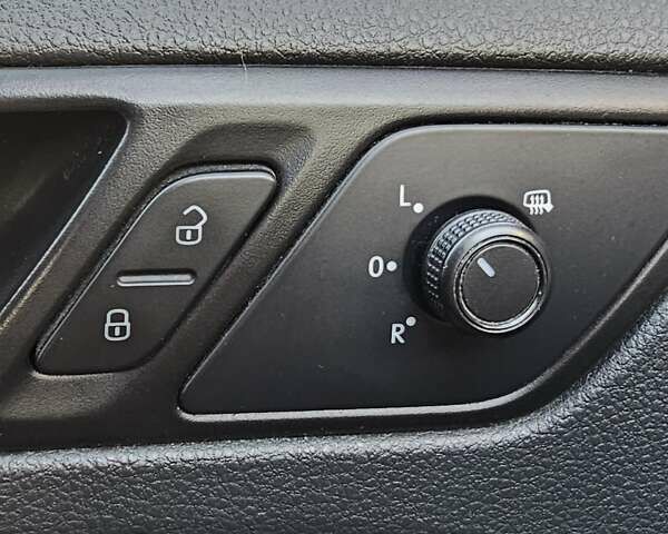 Серый Фольксваген Джетта, объемом двигателя 1.4 л и пробегом 80 тыс. км за 11200 $, фото 27 на Automoto.ua