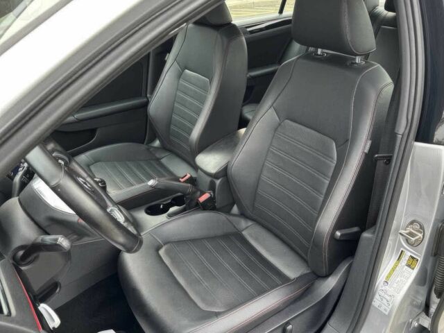 Сірий Фольксваген Джетта, об'ємом двигуна 2 л та пробігом 70 тис. км за 6000 $, фото 10 на Automoto.ua