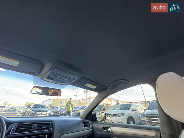 Фольксваген Джетта 2016 в Запорожье на Automoto.ua Серый Фольксваген Джетта, объемом двигателя 1.8 л и пробегом 210 тыс. км за 9999 $, фото 19 на Automoto.ua