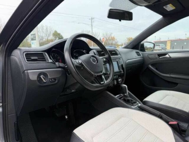 Сірий Фольксваген Джетта, об'ємом двигуна 1.8 л та пробігом 119 тис. км за 2500 $, фото 10 на Automoto.ua