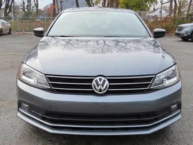 Серый Фольксваген Джетта, объемом двигателя 1.8 л и пробегом 75 тыс. км за 2200 $, фото 1 на Automoto.ua