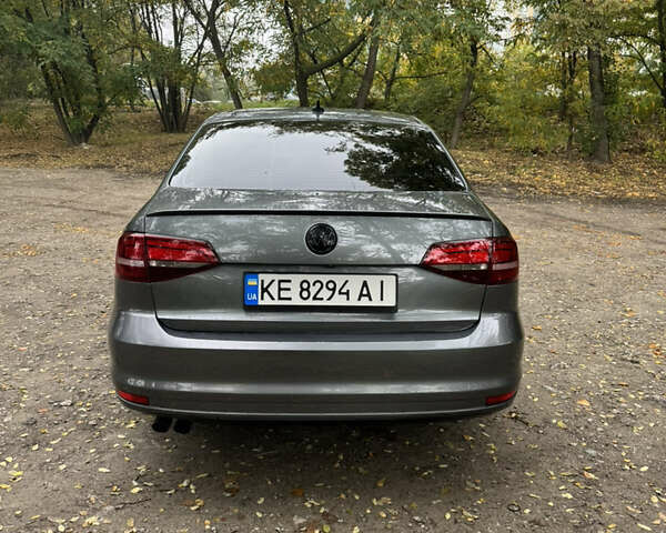 Сірий Фольксваген Джетта, об'ємом двигуна 1.8 л та пробігом 107 тис. км за 12400 $, фото 2 на Automoto.ua