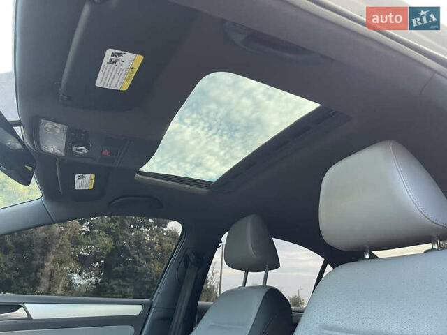 Серый Фольксваген Джетта, объемом двигателя 1.39 л и пробегом 130 тыс. км за 12500 $, фото 16 на Automoto.ua