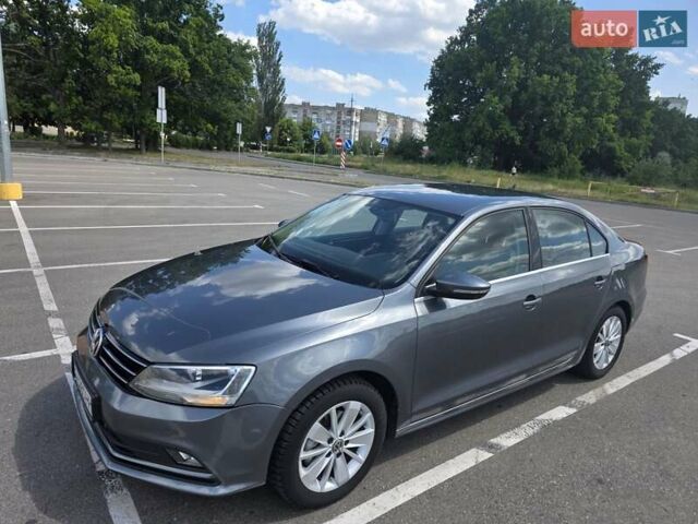 Серый Фольксваген Джетта, объемом двигателя 1.6 л и пробегом 265 тыс. км за 10999 $, фото 1 на Automoto.ua