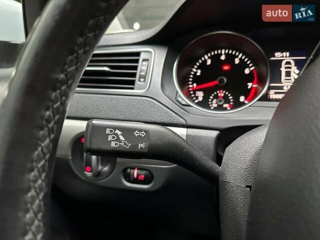 Сірий Фольксваген Джетта, об'ємом двигуна 1.4 л та пробігом 194 тис. км за 10990 $, фото 14 на Automoto.ua