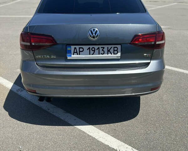 Серый Фольксваген Джетта, объемом двигателя 1.4 л и пробегом 172 тыс. км за 11500 $, фото 7 на Automoto.ua