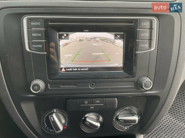 Фольксваген Джетта 2016 в Киеве на Automoto.ua Серый Фольксваген Джетта, объемом двигателя 1.4 л и пробегом 215 тыс. км за 8250 $, фото 14 на Automoto.ua