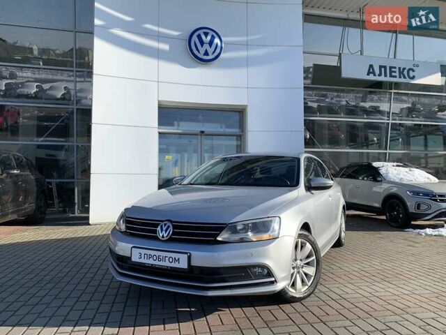 Сірий Фольксваген Джетта, об'ємом двигуна 1.6 л та пробігом 144 тис. км за 13000 $, фото 1 на Automoto.ua