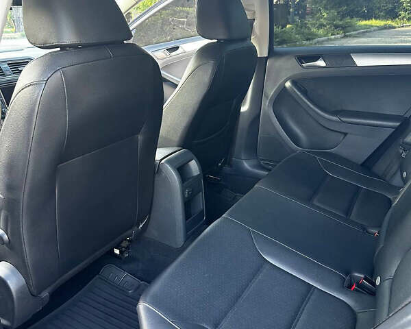 Сірий Фольксваген Джетта, об'ємом двигуна 1.4 л та пробігом 166 тис. км за 11500 $, фото 10 на Automoto.ua