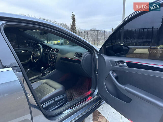 Серый Фольксваген Джетта, объемом двигателя 2 л и пробегом 188 тыс. км за 14500 $, фото 32 на Automoto.ua