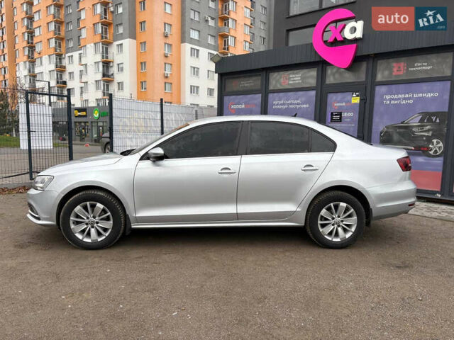 Серый Фольксваген Джетта, объемом двигателя 1.6 л и пробегом 190 тыс. км за 12500 $, фото 7 на Automoto.ua