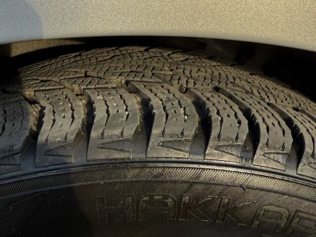 Серый Фольксваген Джетта, объемом двигателя 1.6 л и пробегом 90 тыс. км за 12000 $, фото 7 на Automoto.ua