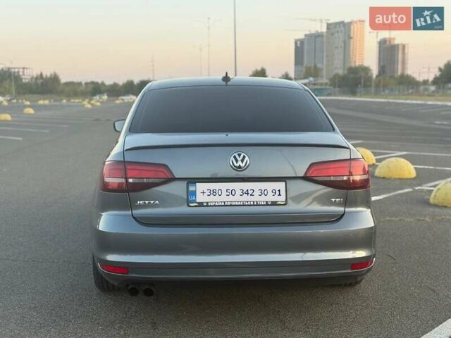 Сірий Фольксваген Джетта, об'ємом двигуна 1.8 л та пробігом 270 тис. км за 11000 $, фото 5 на Automoto.ua