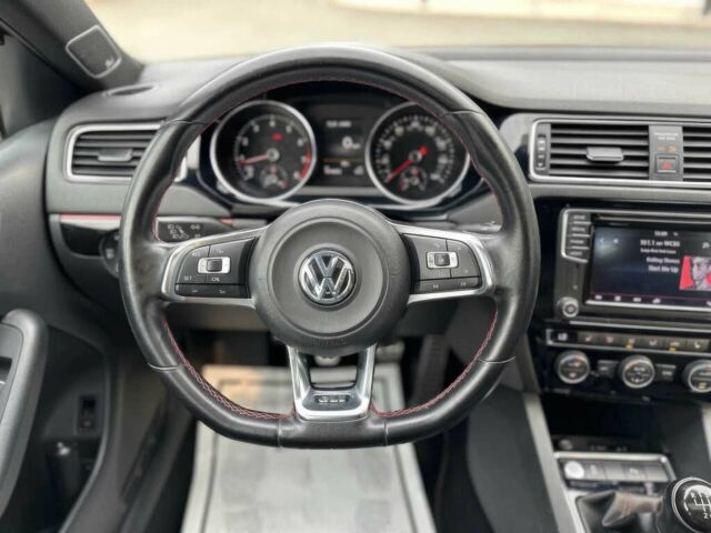 Сірий Фольксваген Джетта, об'ємом двигуна 2 л та пробігом 70 тис. км за 6000 $, фото 8 на Automoto.ua